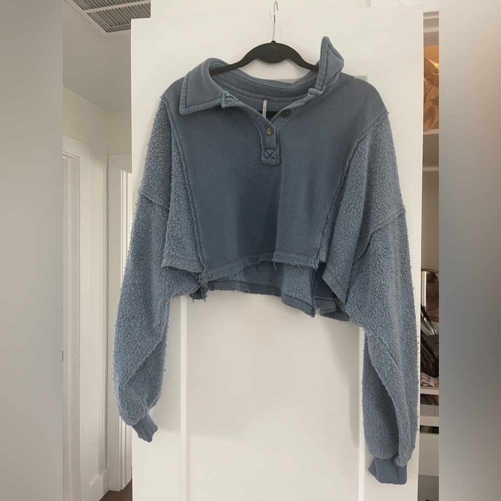 Free People cropped sweatshirt